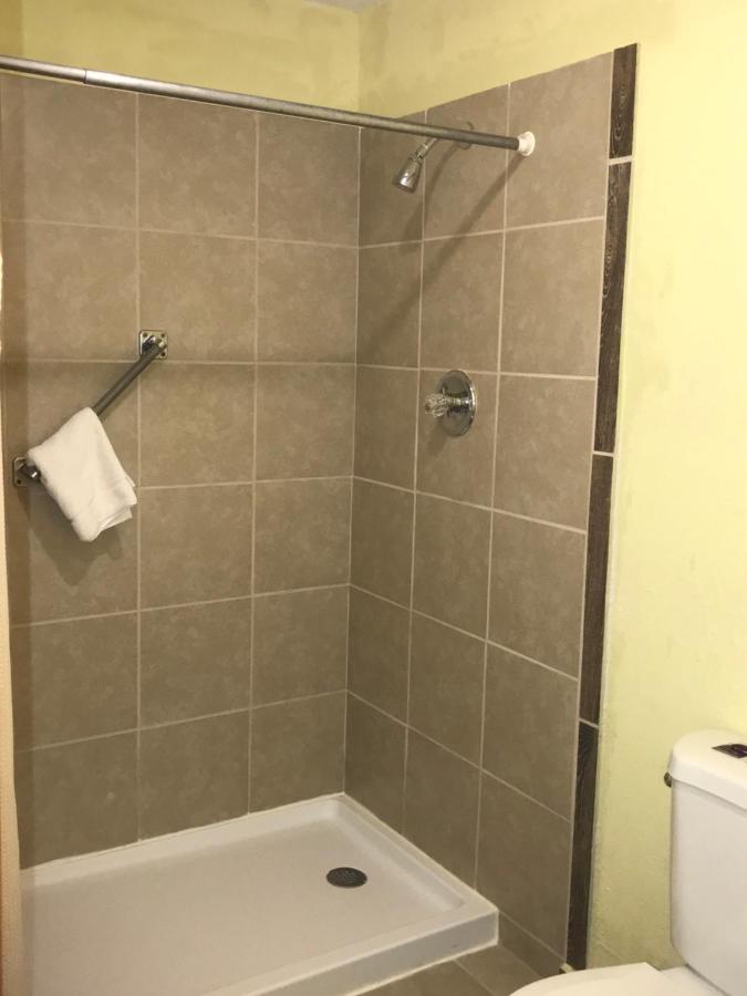 Linder Motor Lodge Homer المظهر الخارجي الصورة
