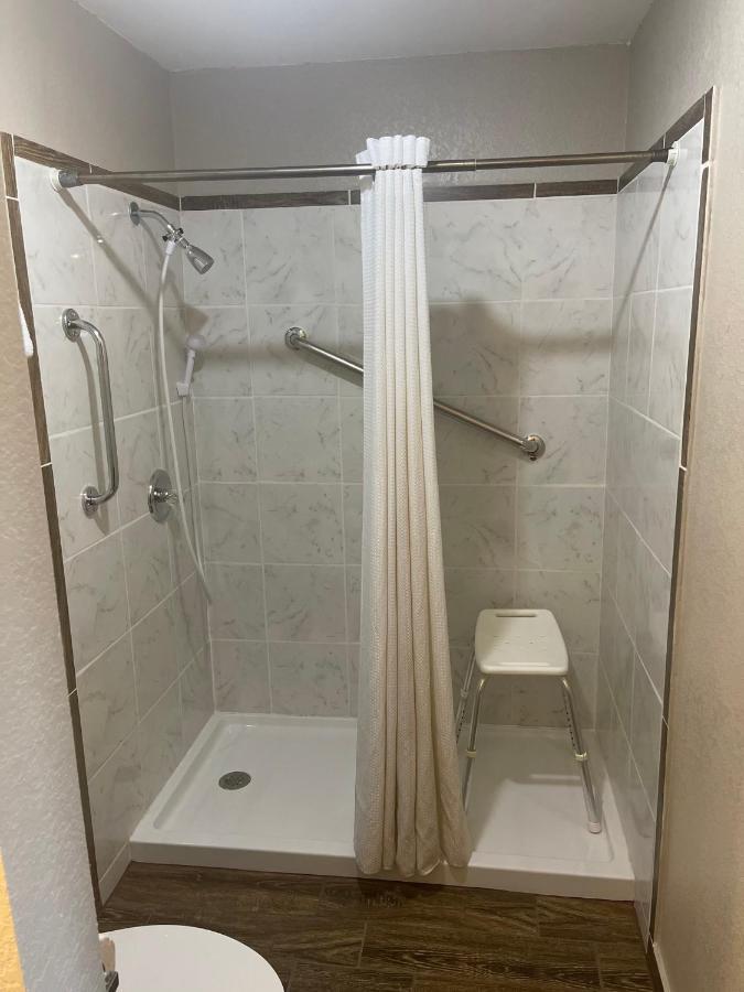 Linder Motor Lodge Homer المظهر الخارجي الصورة